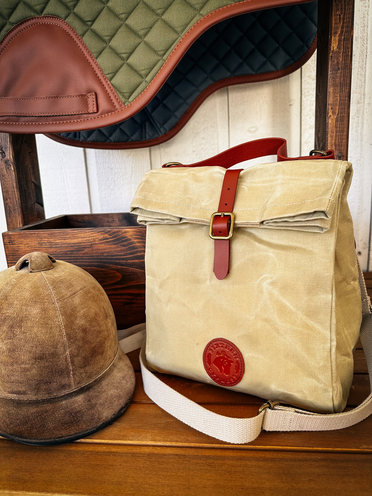 Waxed canvas lunch bag canada hotsell